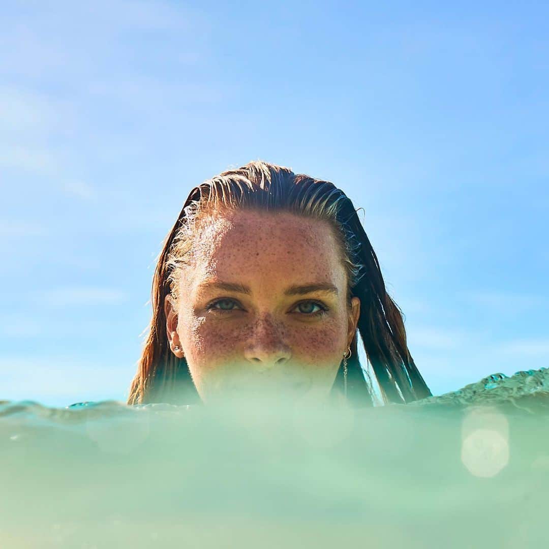 ベン・ワッツさんのインスタグラム写真 - (ベン・ワッツInstagram)「Fresh freckles  @camillekostek in the Bahamas 🇧🇸 wiv @swimsuitsforall #summer19 #fresh  #freckles #underwaterphotography #benwatts #shhhh」8月29日 20時44分 - wattsupphoto