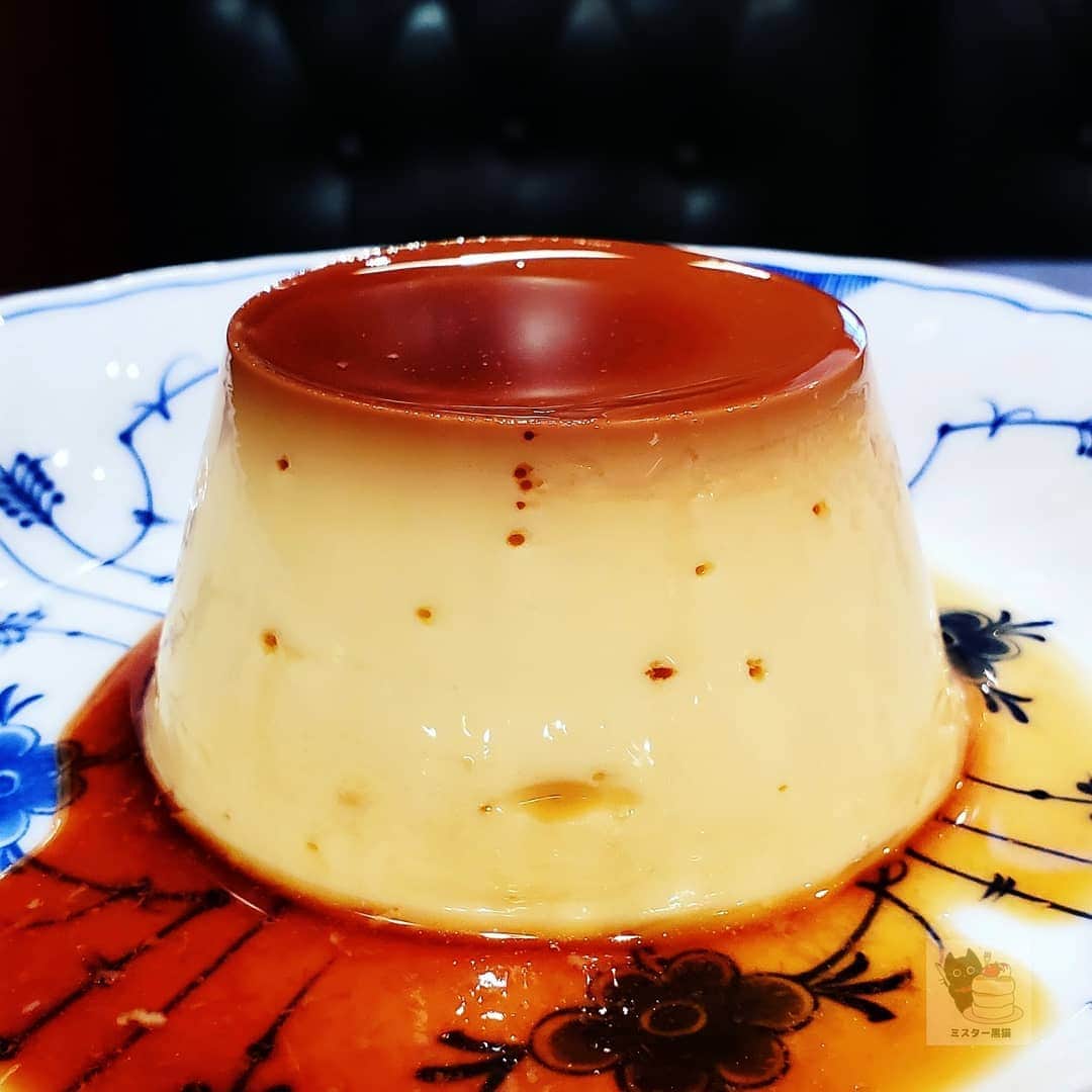 ミスター黒猫（黒猫仙人）のグルメインスタ