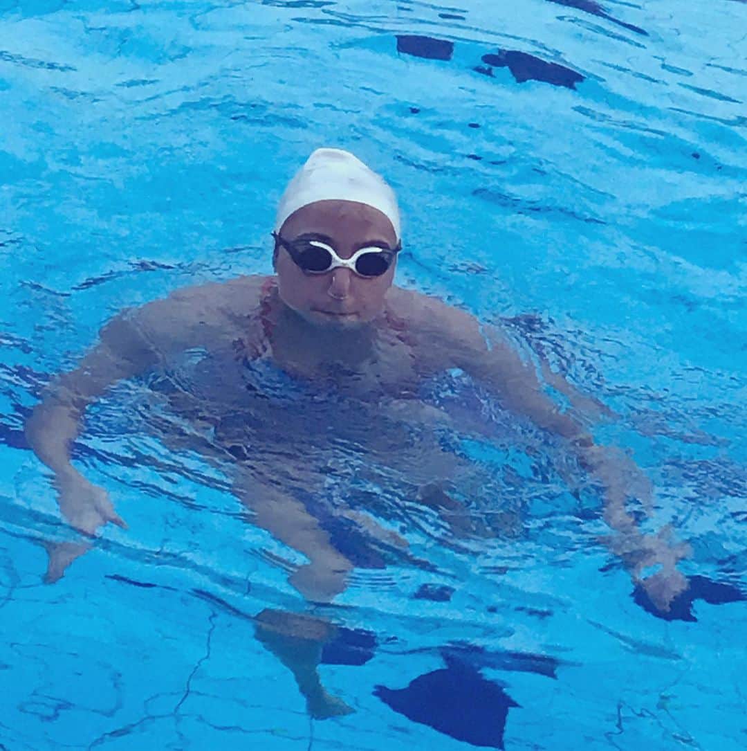 ヴィルジニー・デデューさんのインスタグラム写真 - (ヴィルジニー・デデューInstagram)「💦 #worldchampionship #youth #1st 💦 • @fina1908 #athletescomity #samorin Allez les@Girls 🇫🇷 @ffnatation  #synchrogirls #natationartisque #synchronizedswimmer #artisticswiming @natationartistique」8月30日 6時36分 - virginie_dedieuoff
