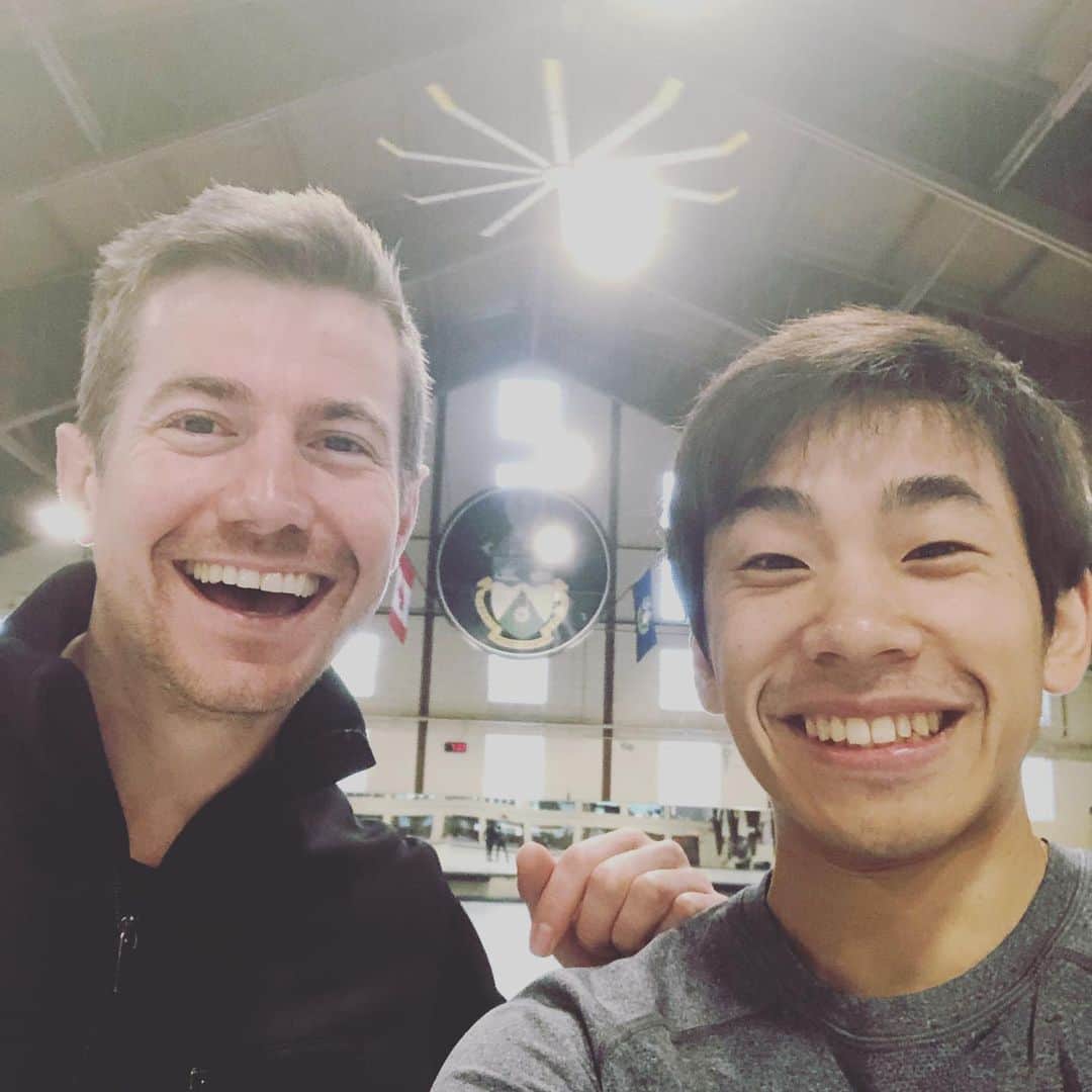 ジェフリー・バトルのインスタグラム：「Always fun times when working with Nobu “Bobby” Oda!  @nobutaro1001 even if we had to wake up at 4:30am for quiet ice.  Kind of fun finishing our time on the ice as the sun was coming up.」