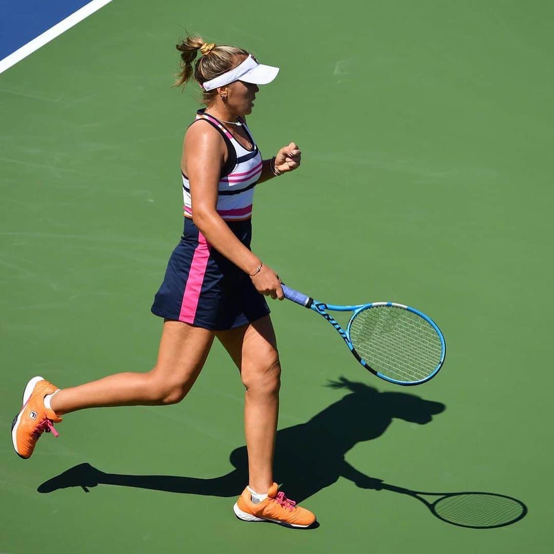 ソフィア・ケニンのインスタグラム：「Round 2 ✅ #usopen」
