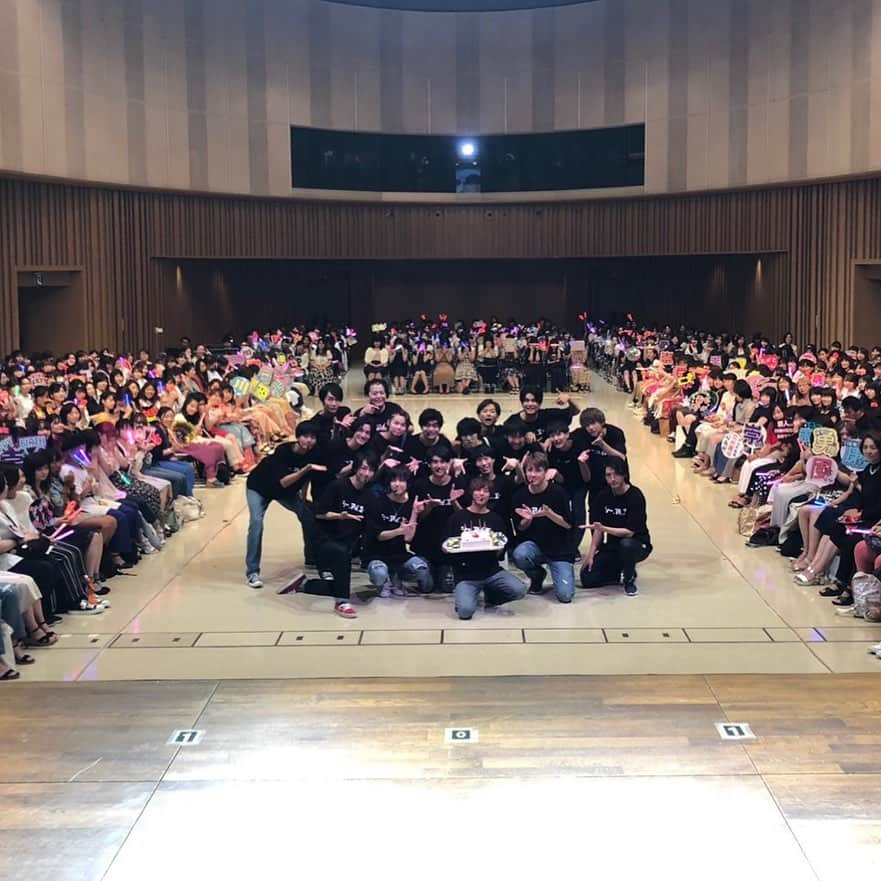 冨森ジャスティンのインスタグラム：「遅くなりましたがCIAイベント、ご来場ありがとうございましたー！ 僕のチームは初日は4位、2日目は3位でしたー！笑 次があったら頑張ろう。 冬のスーパーライブもお楽しみに！」