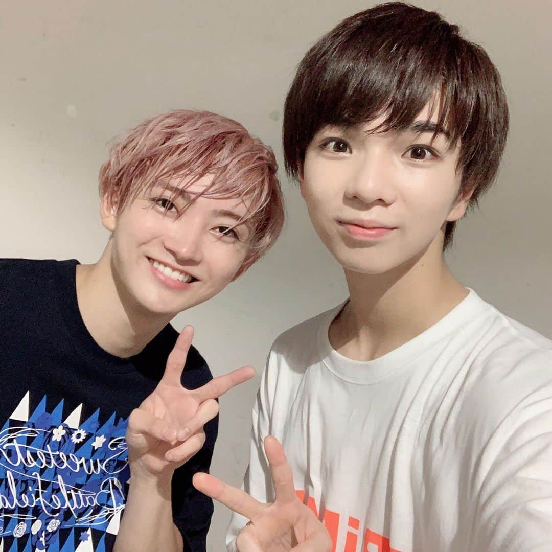 塩﨑太智さんのインスタグラム写真 - (塩﨑太智Instagram)「EBiDAN THE LIVEありがとうございました！ 楽しかったですか？！ たくさん写真撮ったので、 アップしますね！笑笑  #ユーキ くん #タカシ くん #カイ くん #超特急 さん #MILK #塩﨑太智」8月29日 23時08分 - shiozakidaichi0911_milk