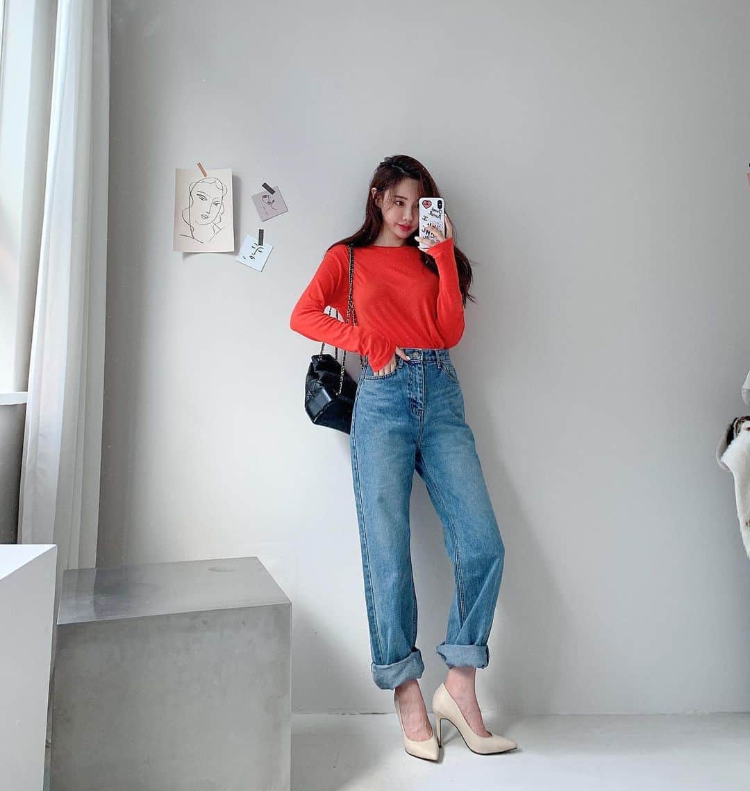 Hyemiさんのインスタグラム写真 - (HyemiInstagram)「배고픈데 밥먹을까 말까 고민하는데 시간은 자꾸 흐르고...」8月29日 23時23分 - hinzajoa