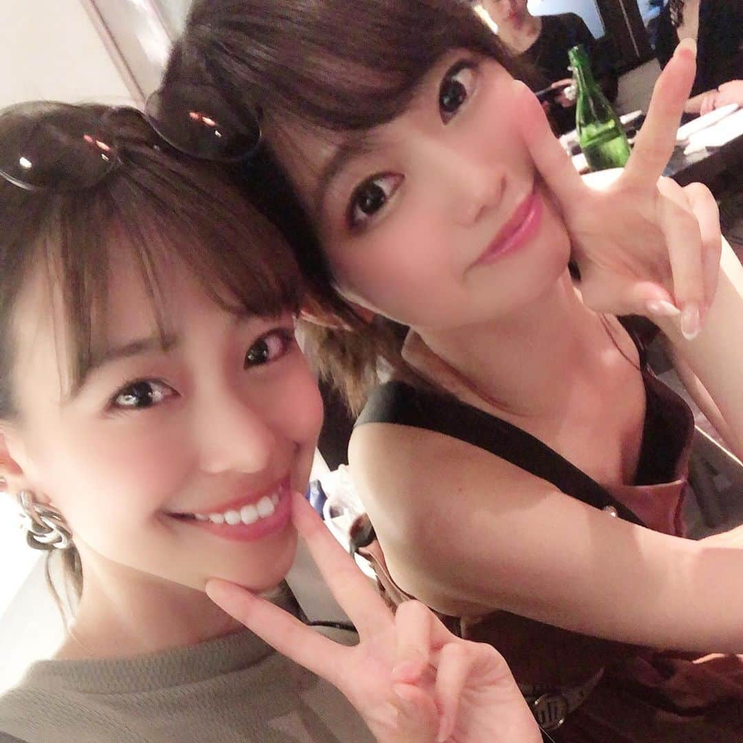 藤澤友千菜さんのインスタグラム写真 - (藤澤友千菜Instagram)「ᕱ⑅ᕱ♥ タイムラグw #amerivintage  で2人共たくさん お買い物した日🛍 幸せday... 保は現場で日焼けしたてで 真っ赤だったwww #ameri #shopping #fashion #model #followme #bestfriend  #藤澤友千菜 #ノーティーボーイズ #ノーティーガールズ #3人とも出るよ♥️ #フォロミー」8月29日 23時45分 - yuchina1207