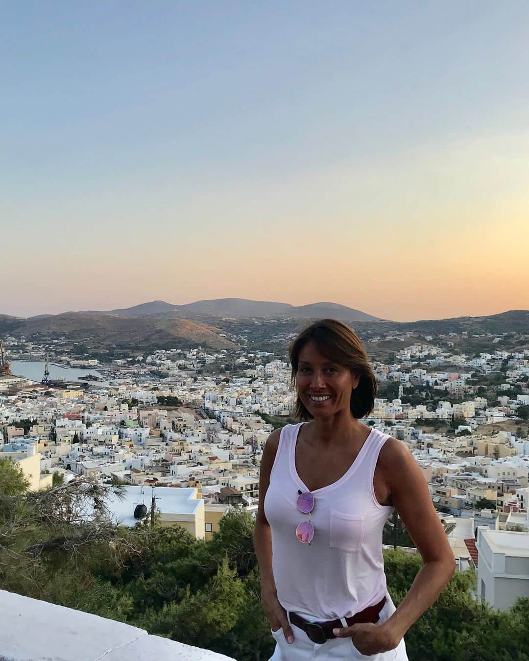 メラニー・サイクスさんのインスタグラム写真 - (メラニー・サイクスInstagram)「#sightseeing #syros #Greece #minibreak #lastdaysofsummer #greekislands」8月29日 23時51分 - msmelaniesykes