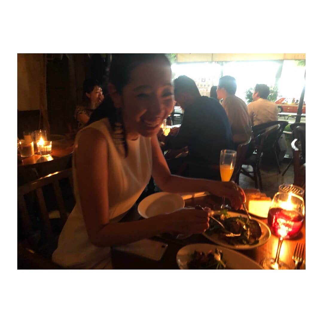 實石あづささんのインスタグラム写真 - (實石あづさInstagram)「. 可愛い可愛い後輩と 楽しい癒しの夜🥂 写真のピントが合わないくらい（笑） たくさん笑って ちょっと真面目な話もして💐 . お誕生日のお祝いまでしてもらっちゃったよー🥺✨ いつ会っても細やかな心配りをしてくれるのです。 いつもありがとう😍 . #dinner #dinnertime #6thbyorientalhotel #yurakucho #hibiya #有楽町#日比谷 #tokyo#japan#🥂 #birthdayplate #バースデープレート  #お誕生日祝い #ありがとう #フリーアナウンサー」8月30日 0時02分 - azusa_jitsuishi