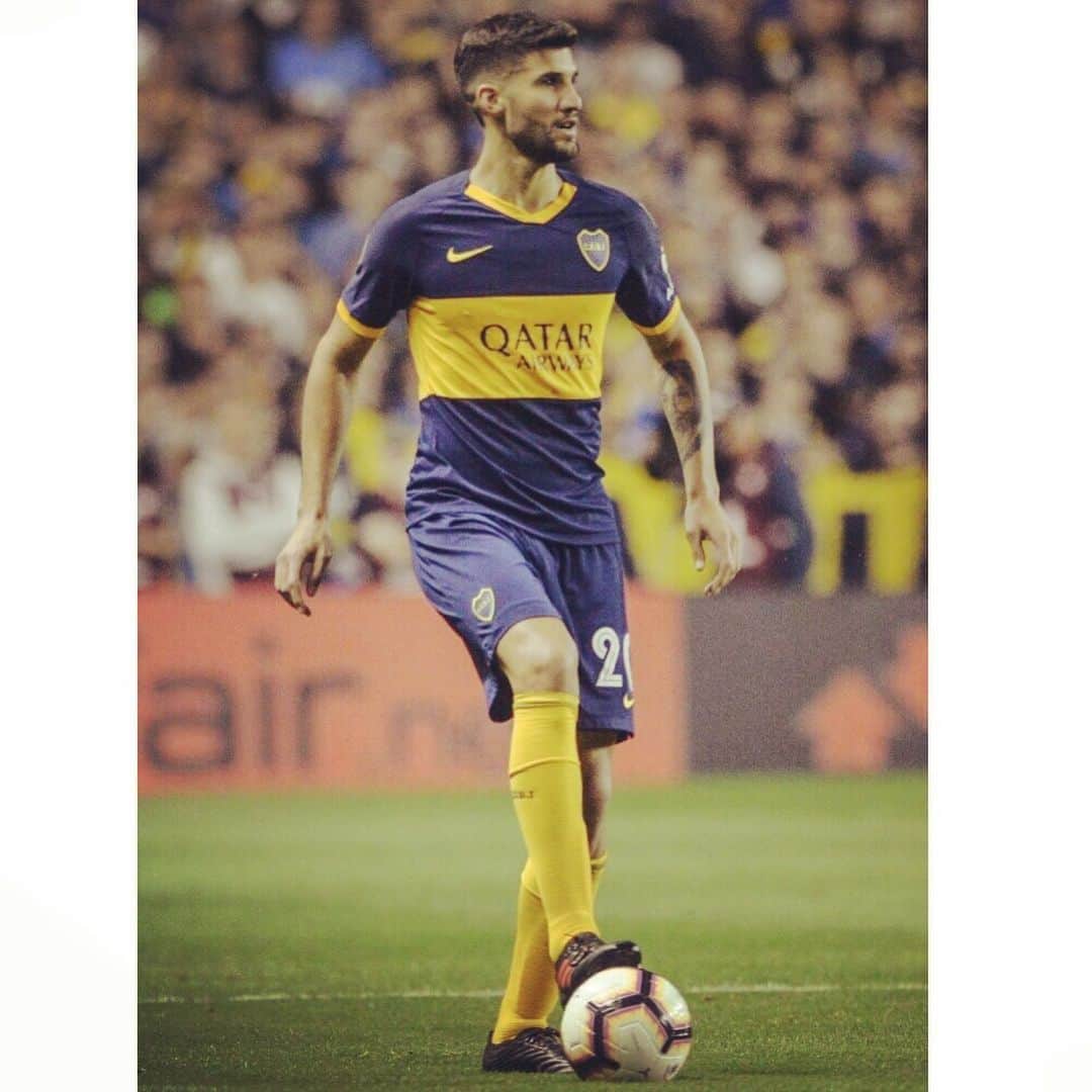 のインスタグラム：「Estamos en Semifinales de la @libertadores. Muchas gracias por el apoyo!!! #VamosPorMas #VamosBoca #CopaLibertadores 📷 @javierphotogamma」