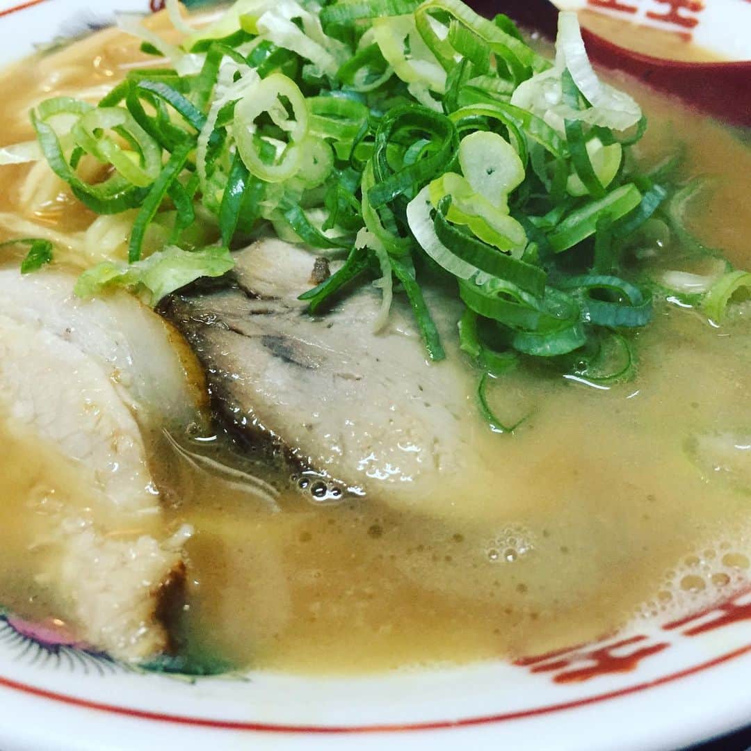 岸田繁さんのインスタグラム写真 - (岸田繁Instagram)「角川映画『麺と血と』」8月30日 0時49分 - kishidashigeru