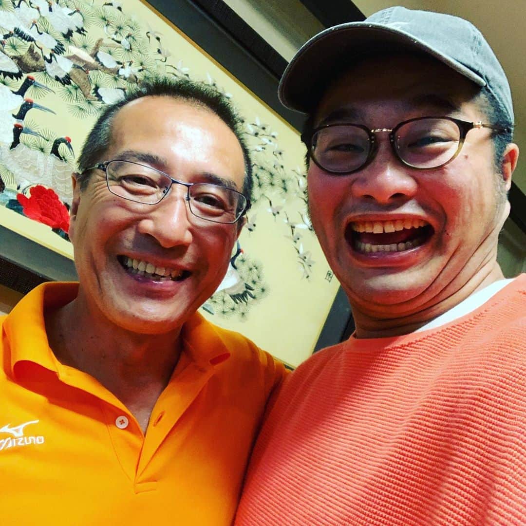 松尾諭のインスタグラム：「登戸の中華料理屋で日本ラグビー界の賢者・砂村光信さんに声かけてらいました。 ノーサイドゲーム やっててよかった！」