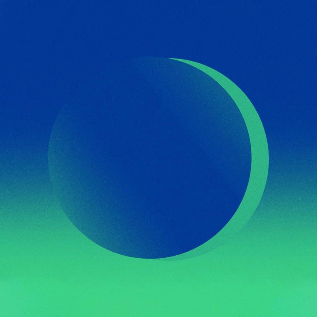 Nylon Magazineさんのインスタグラム写真 - (Nylon MagazineInstagram)「Tonight's new moon in Virgo is the perfect time to hit the reset button and commit yourself to a new, refreshing routine. Head to the link in bio for a meditation on how to handle this brand new moon 🌙」8月30日 2時00分 - nylonmag