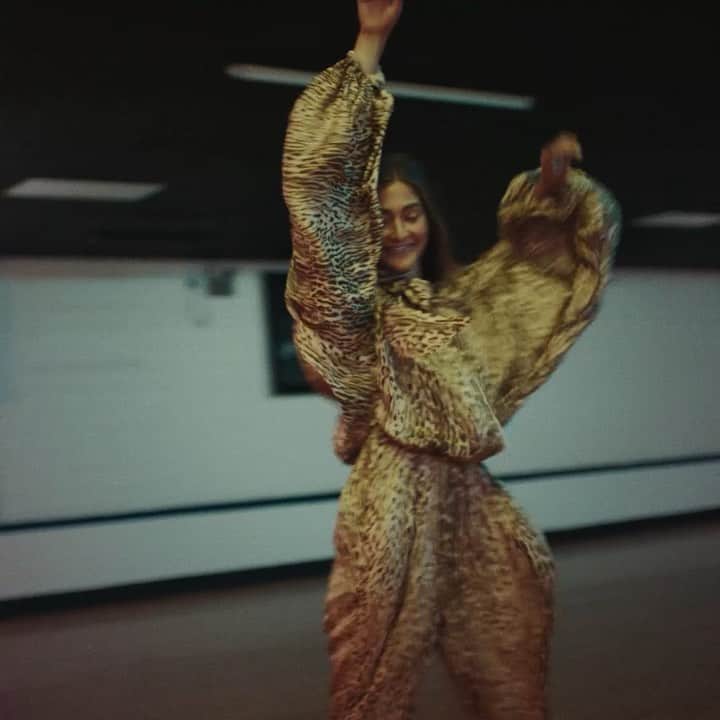 Saks Fifth Avenueのインスタグラム：「STRIKE A POSE: Go wild on your wheels and let your prints do the skating with @zimmermann’s leopard silk jumpsuit. #SaksStyle」
