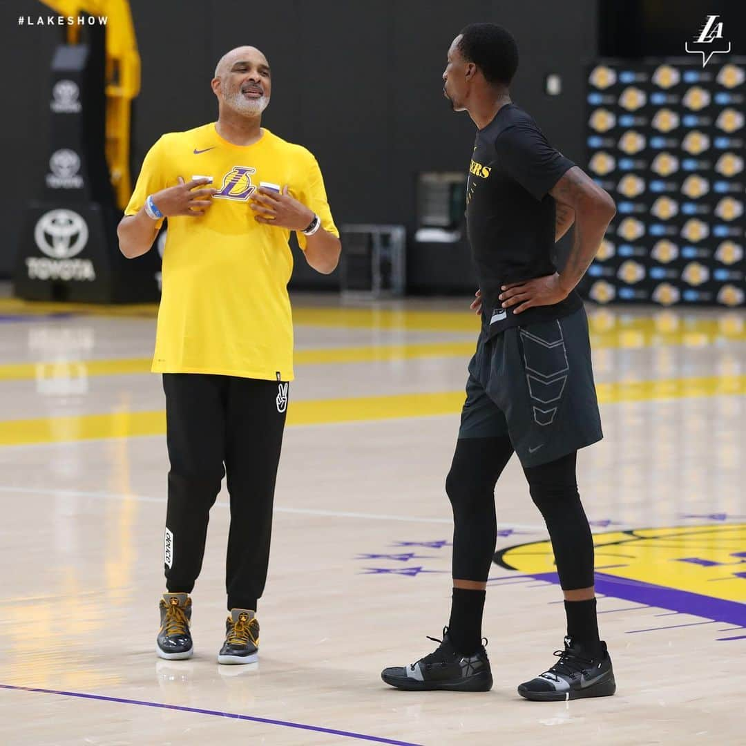 Los Angeles Lakersさんのインスタグラム写真 - (Los Angeles LakersInstagram)「Coach Phil Handy’s MasterClass 📚 #LakeShow」8月30日 3時16分 - lakers