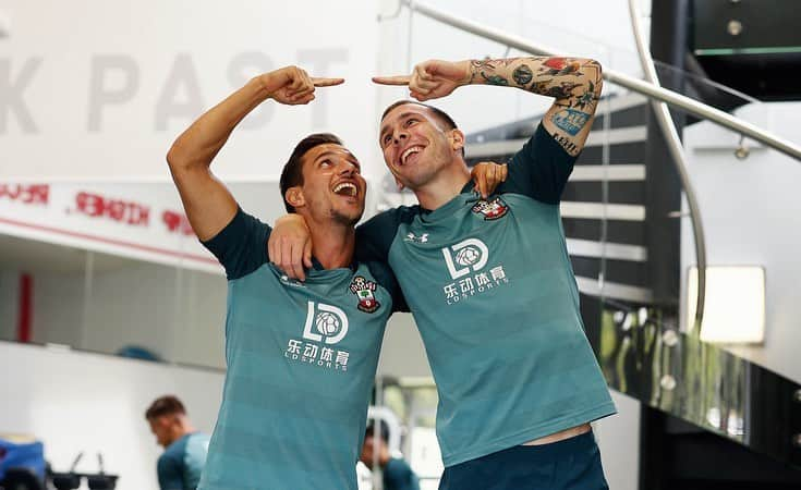 セドリック・ソアレスさんのインスタグラム写真 - (セドリック・ソアレスInstagram)「When you love what you do! ⚽️😁#football #friendship #pierrehojbjerg」8月30日 4時05分 - cedricsoares41