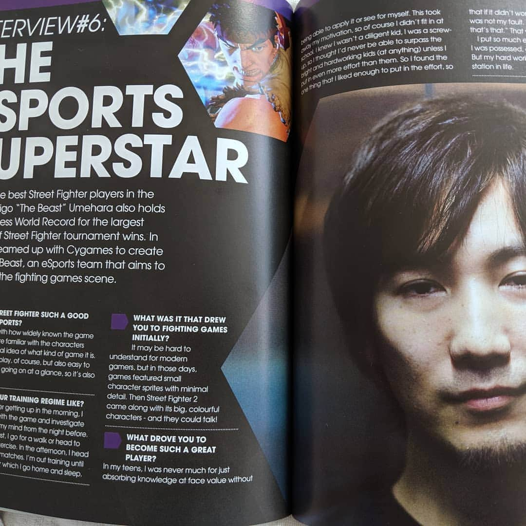 梅原大吾さんのインスタグラム写真 - (梅原大吾Instagram)「Look for the book “How to Be a Pro Gamer” by @jon_cybernet, available now. Thanks for including me!」8月30日 4時21分 - daigothebeast