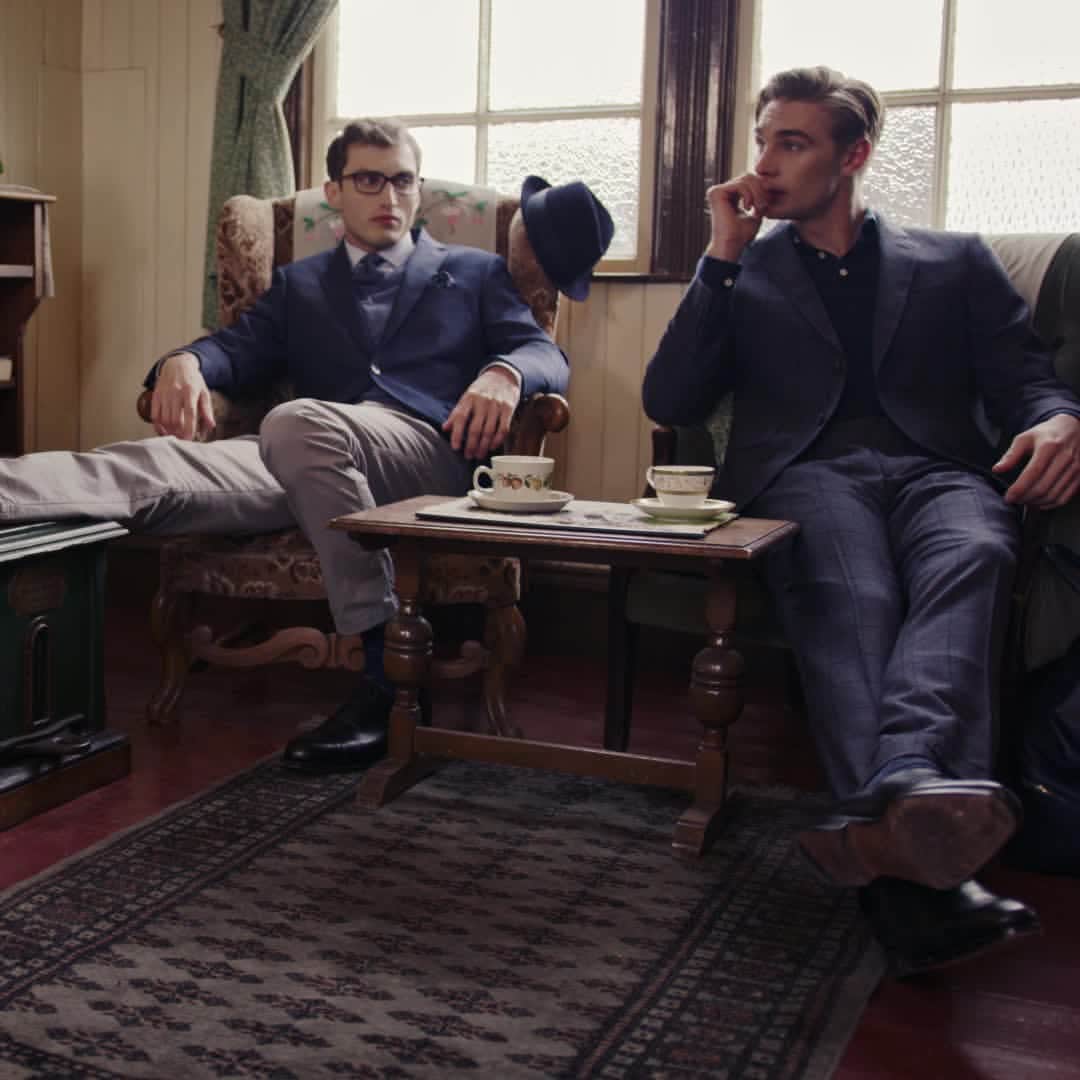 ハケットのインスタグラム：「Get ready to embark on #HackettFirstClass, a journey of style and fine craftsmanship. Join us this season as we travel through the Scottish Highlands to explore the best of British menswear. First stop: delicate tailoring. Explore at the link in bio. #Hackett」