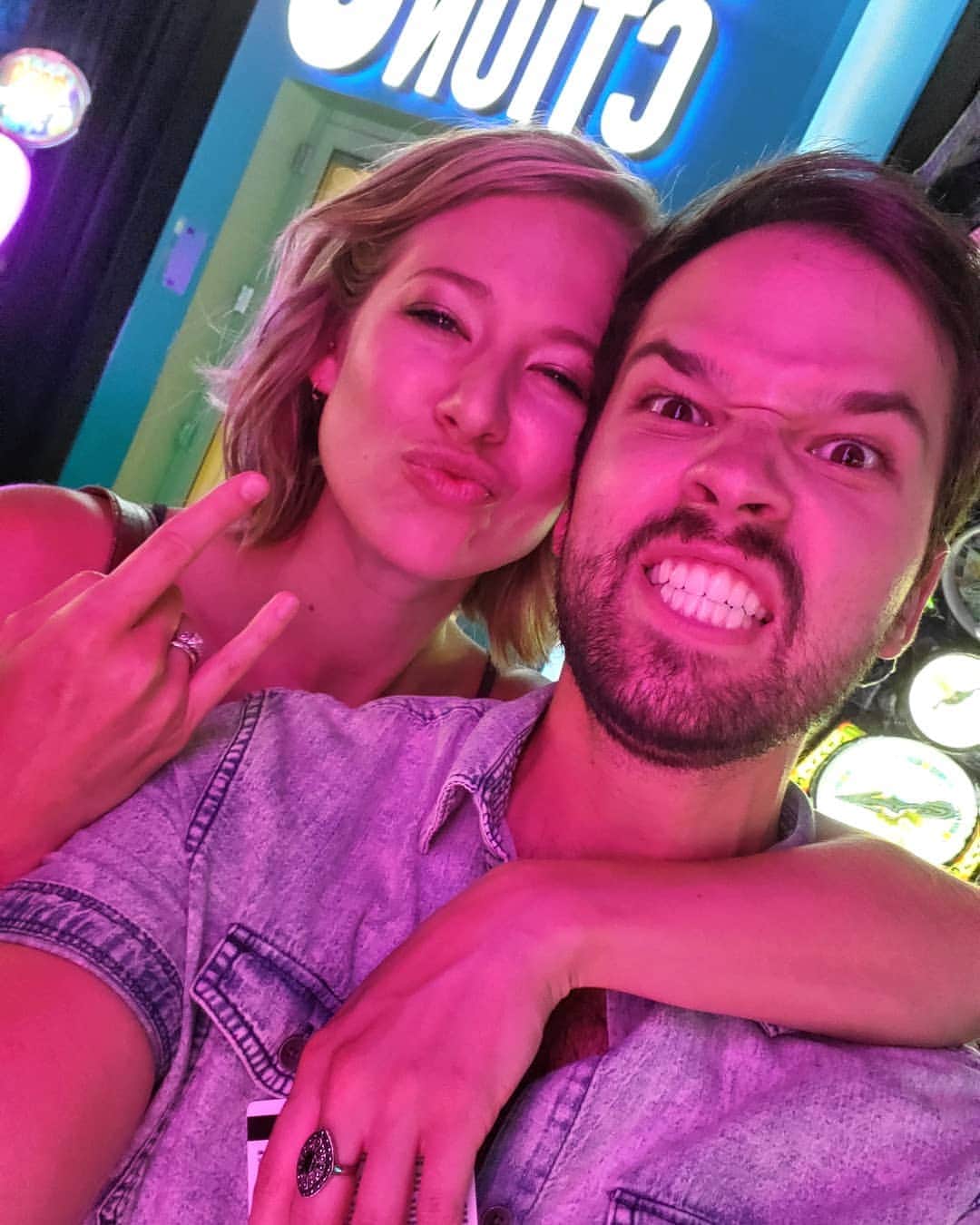 ネイサン・クレスさんのインスタグラム写真 - (ネイサン・クレスInstagram)「Look man, sometimes you just gotta quit adulting for a while and head to Dave & Busters. Although we traded our tickets for free appetizers instead of Nerds Rope this time, so that was still a pretty adult thing to do.」8月30日 5時24分 - nathankress