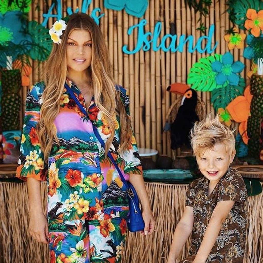 E! Onlineさんのインスタグラム写真 - (E! OnlineInstagram)「Fergie and Josh Duhamel's son Axl is 6 years old, and we gotta a feeling his birthday party was unforgettable. (📷: @fergie)」8月30日 5時29分 - enews