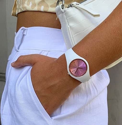 のインスタグラム：「You get what you work ⚡️(📸 @jessiquednau ) #icewatch #changeyoucan #iceduochic #beduobechic #summer #watch #style #sunset #style #fashion」