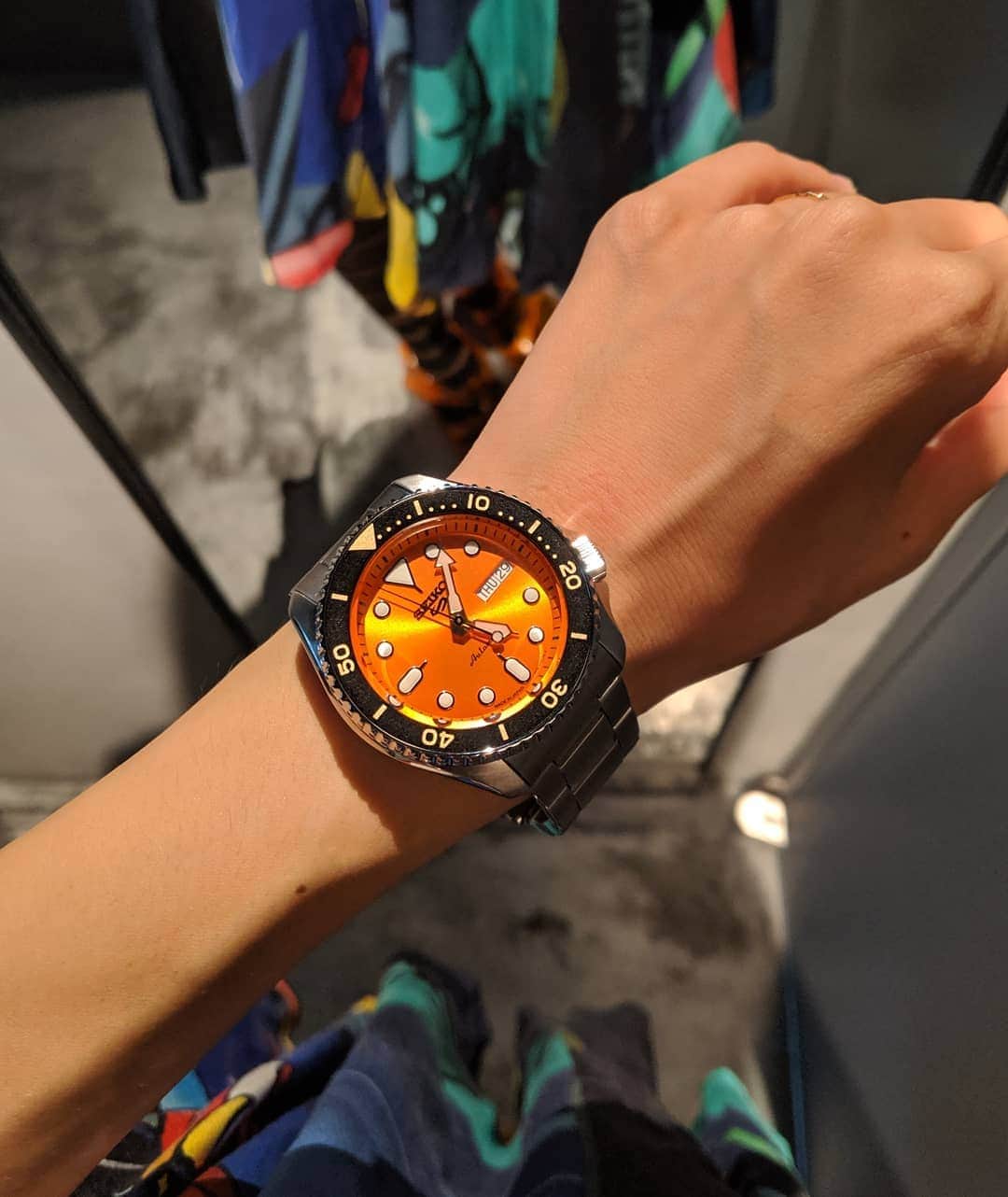 草野絵美さんのインスタグラム写真 - (草野絵美Instagram)「Thanks @seikowatchjapan ⌚ #seiko5sports Styling magic by @bunta.r 🧚‍♂️✨ SEIKO 5 SPORTSのイベントに出演しました。 文ちゃんの服はいつもエンパワーメントされる💪 そして旧友たちにも再会できて至福でした！来てくれてありがとう〜🙋✨」8月30日 8時53分 - emiksn