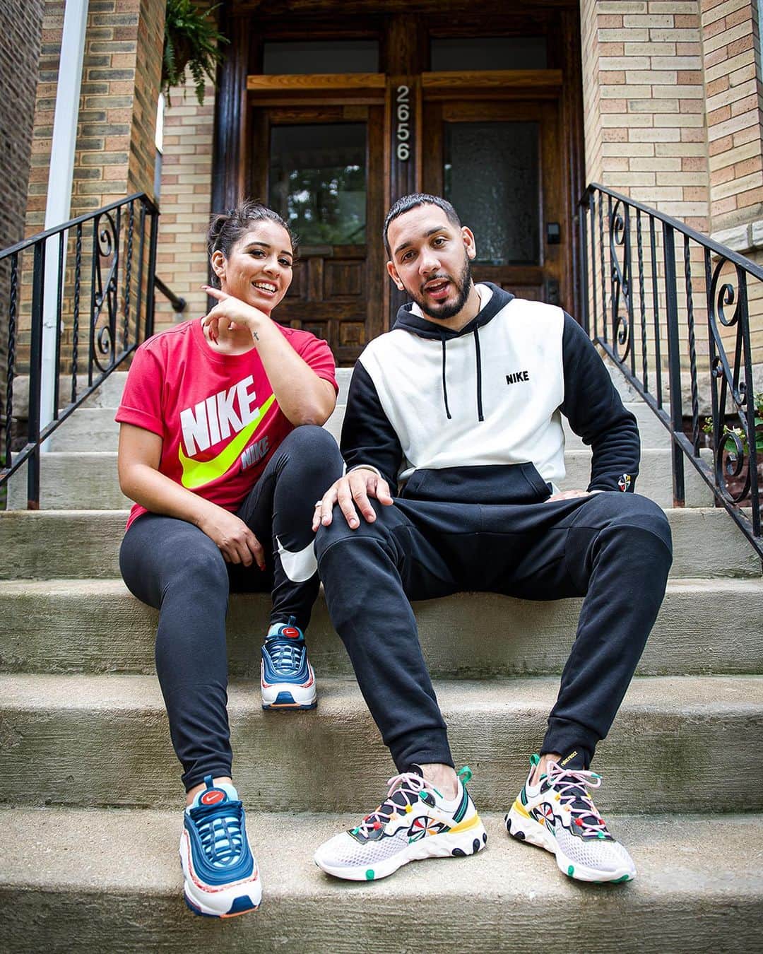 Foot Lockerさんのインスタグラム写真 - (Foot LockerInstagram)「When you and your girl fly...#BecauseSneakers @chicklet.hf @malenicruz #Nike #EvolutionOfTheSwoosh Sunburst Swoosh Apparel Available Now, In-Store and Online」8月30日 9時44分 - footlocker