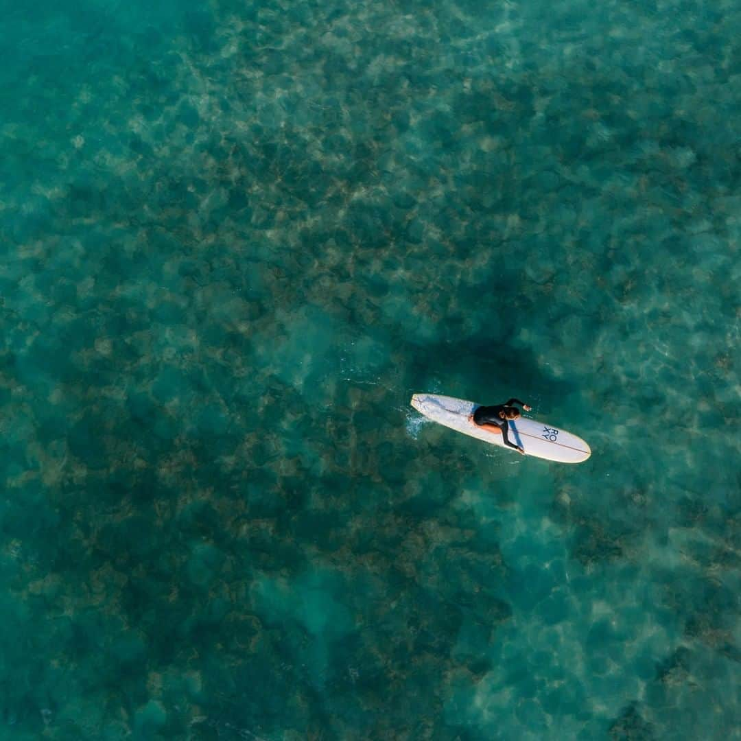 ロキシーさんのインスタグラム写真 - (ロキシーInstagram)「Waikiki blues with @keliskaleopaa」8月30日 10時00分 - roxy