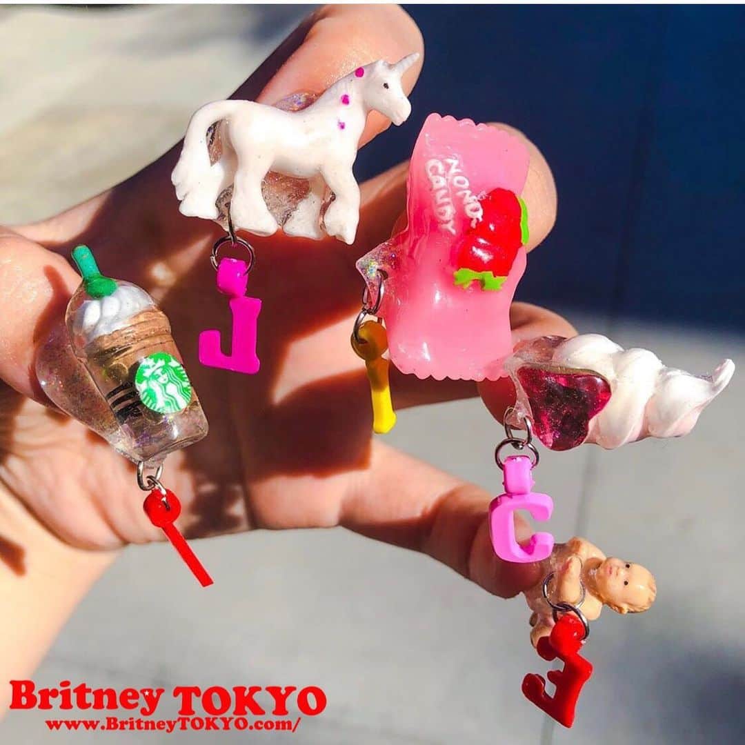 Britney TOKYOさんのインスタグラム写真 - (Britney TOKYOInstagram)「😻❤️🦄🍒🍼 @alicealice916  #nailart #nails #britneytokyo #ネイル」8月30日 11時02分 - britneytokyo
