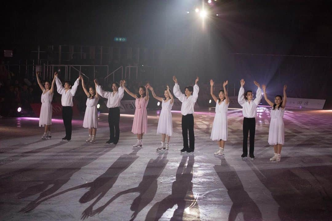 浅田真央さんのインスタグラム写真 - (浅田真央Instagram)「明日から岡山公演が始まります⛸ 会場でお待ちしてます！ #浅田真央サンクスツアー #maotour #岡山 #川島小鳥 さん」8月30日 11時26分 - maoasada2509