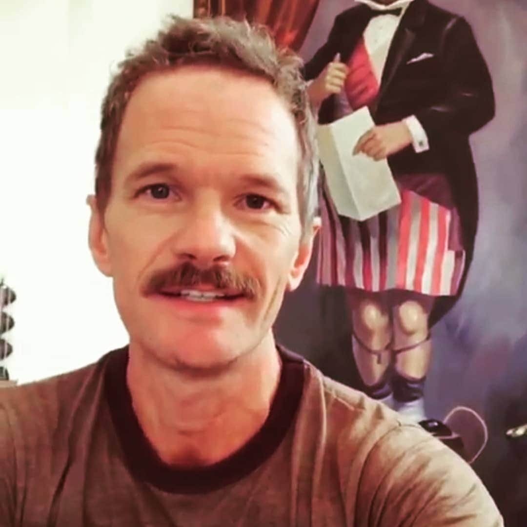 ニール・パトリック・ハリスさんのインスタグラム写真 - (ニール・パトリック・ハリスInstagram)「🙂🤩 #neilpatrickharris #nph #tagsforlikes #actor #lovehim #handsome #myedits #awesome #legendary @nph 💙💙」8月30日 12時52分 - instagranph