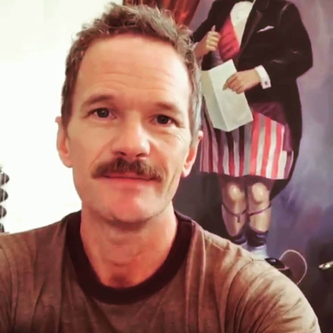 ニール・パトリック・ハリスさんのインスタグラム写真 - (ニール・パトリック・ハリスInstagram)「🙂🤩 #neilpatrickharris #nph #tagsforlikes #actor #lovehim #handsome #myedits #awesome #legendary @nph 💙💙」8月30日 12時52分 - instagranph