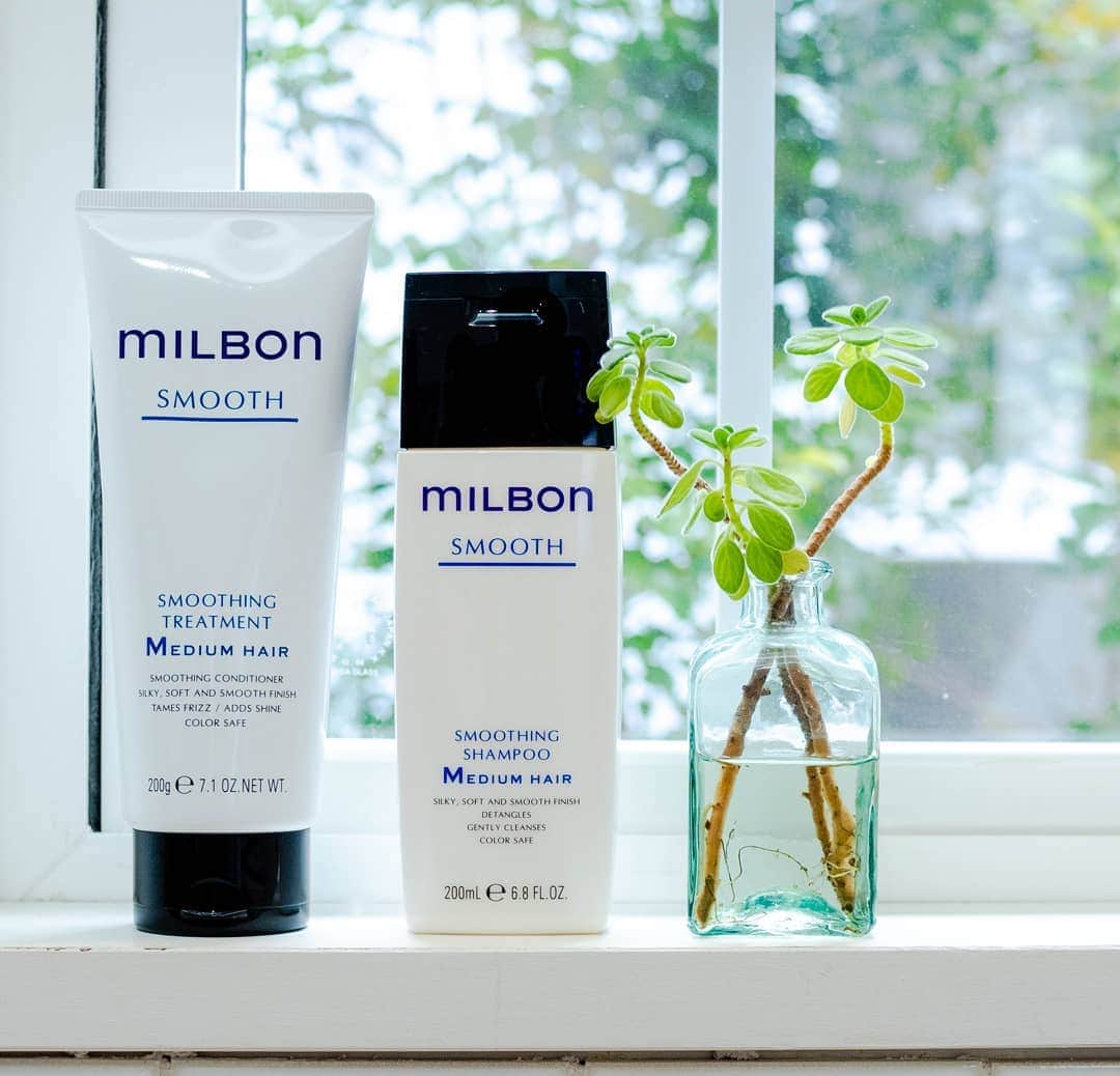 "milbon"（ミルボン）さんのインスタグラム写真 - ("milbon"（ミルボン）Instagram)「朝のお手入れ時に﻿ 毛先がまとまりにくいなど扱いにくいと﻿ 感じることはありませんか？﻿ ﻿ また、﻿ ダメージ用のヘアケアを使って、﻿ 髪が重たく感じた経験はありませんか？﻿ ﻿ そんな時は、SMOOTHシリーズを試してみてください。﻿ ﻿ 使い続けると、一週間ほどで、﻿ 手ぐしでまとまるようになります。﻿ ﻿ ﻿ #グローバルミルボン #globalmilbon #ミルボン #milbon#ツヤ#Shampoo#Treatment#シャンプー#トリートメント#SMOOTH#スムース#キューティクル#UVケア﻿#まとまり ﻿ ﻿ ﻿」8月30日 13時12分 - milbon_gm