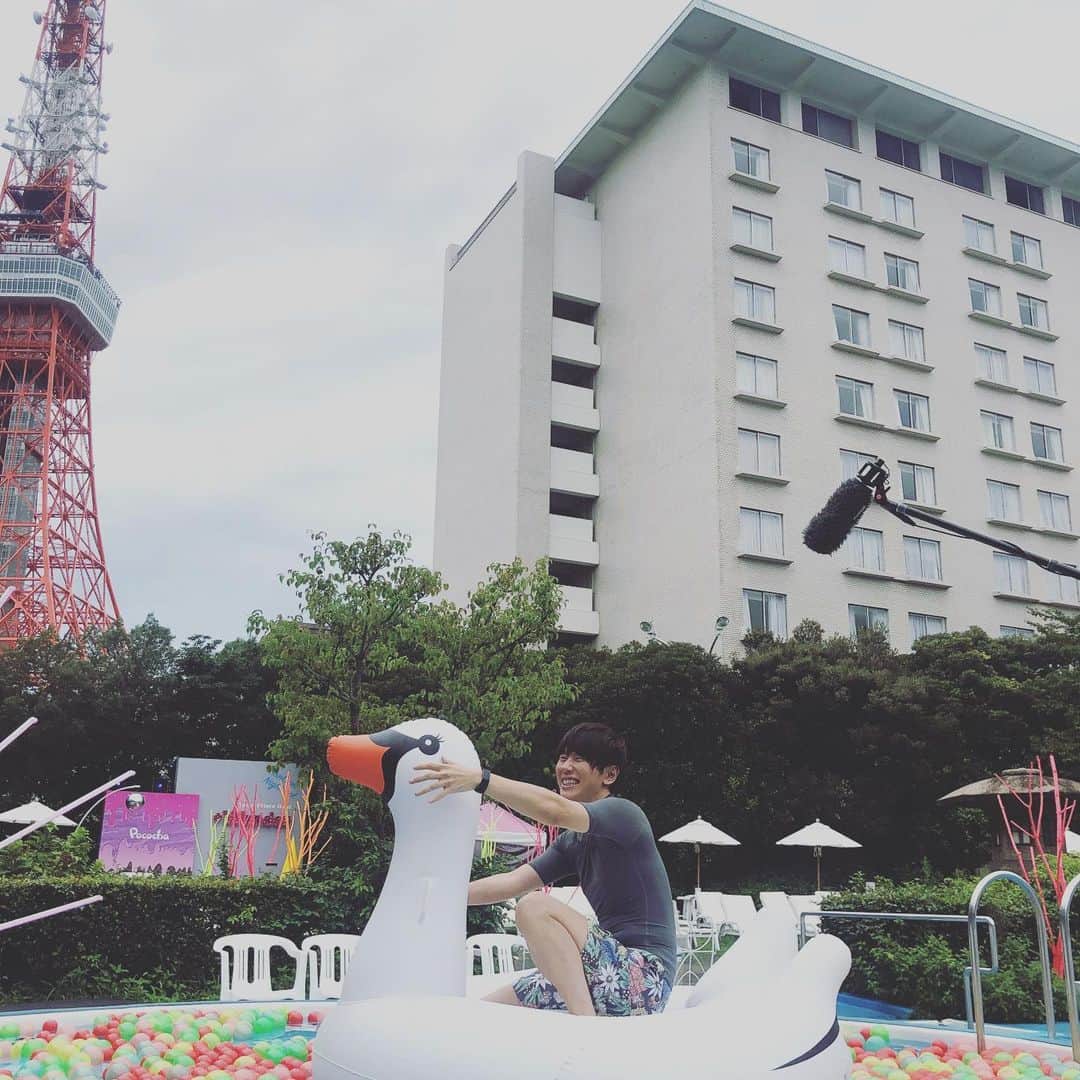 古市憲寿さんのインスタグラム写真 - (古市憲寿Instagram)「プール来た！ #東京プリンスホテル」8月30日 13時19分 - poe1985