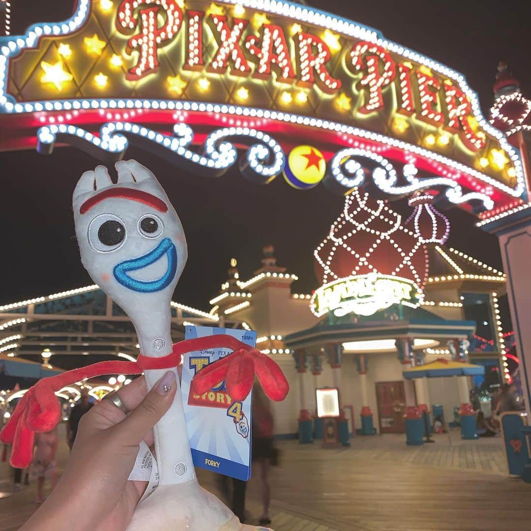 薮下柊さんのインスタグラム写真 - (薮下柊Instagram)「Forky!! You’ve got friend in me!! : : #toystory4  #forky  #disney #disneylandresort  #disneycaliforniaadventure  #california  #losangeles  #❤️」8月30日 13時33分 - __yabushita_shu__