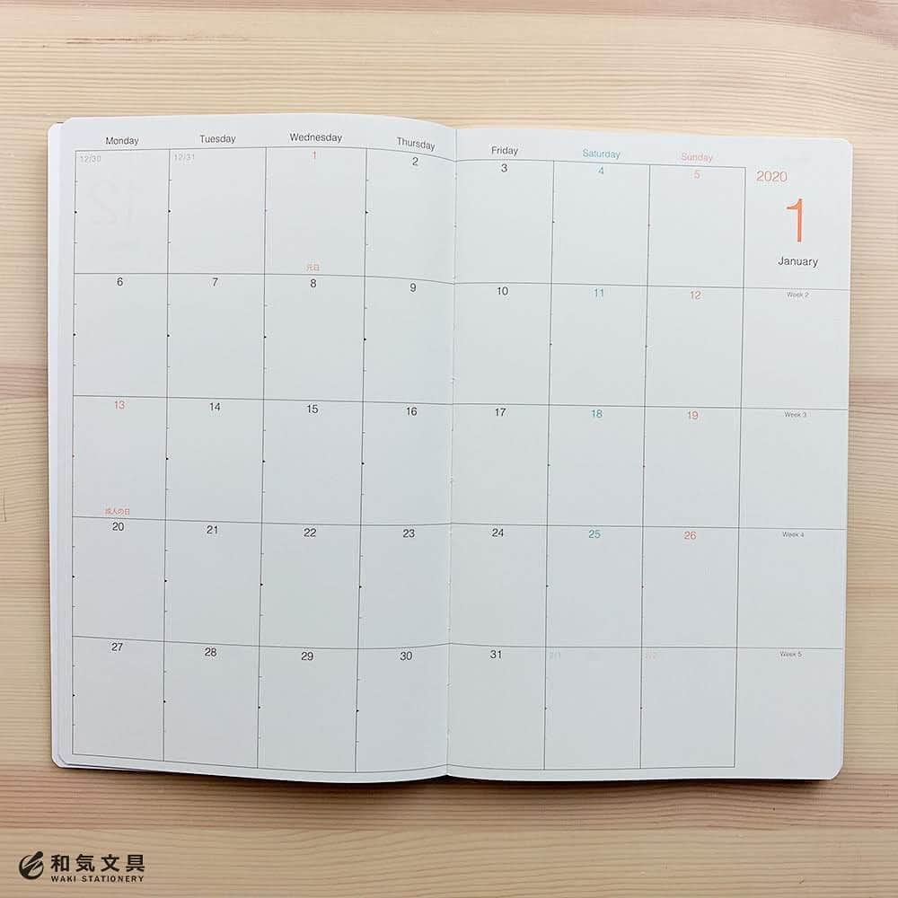 文房具の和気文具さんのインスタグラム写真 - (文房具の和気文具Instagram)「今回は『暦生活』という手帳シールを5種類全部、来年の手帳に貼ってみました。 ・ 全部貼るのに小一時間ほどでした。 お休み日に時間を作ってのーんびり手帳作りを楽しみたいですね♪ ・ まっさらな手帳に彩りが生まれて、使うのが待ち遠しくなります。日本の四季を感じながら生活するのはとっても素敵ですよね。 貼って思ったことなど詳しくはウェブマガジンに掲載しています。 『暦生活』ぜひお楽しみくださいませ♪ ・ #手帳 #日記 #ノート #バレットジャーナル #暦生活 #シール #文房具 #文具 #diary #journal #notebook #bulletjournal #stationery #和気文具」8月30日 14時54分 - wakibungu