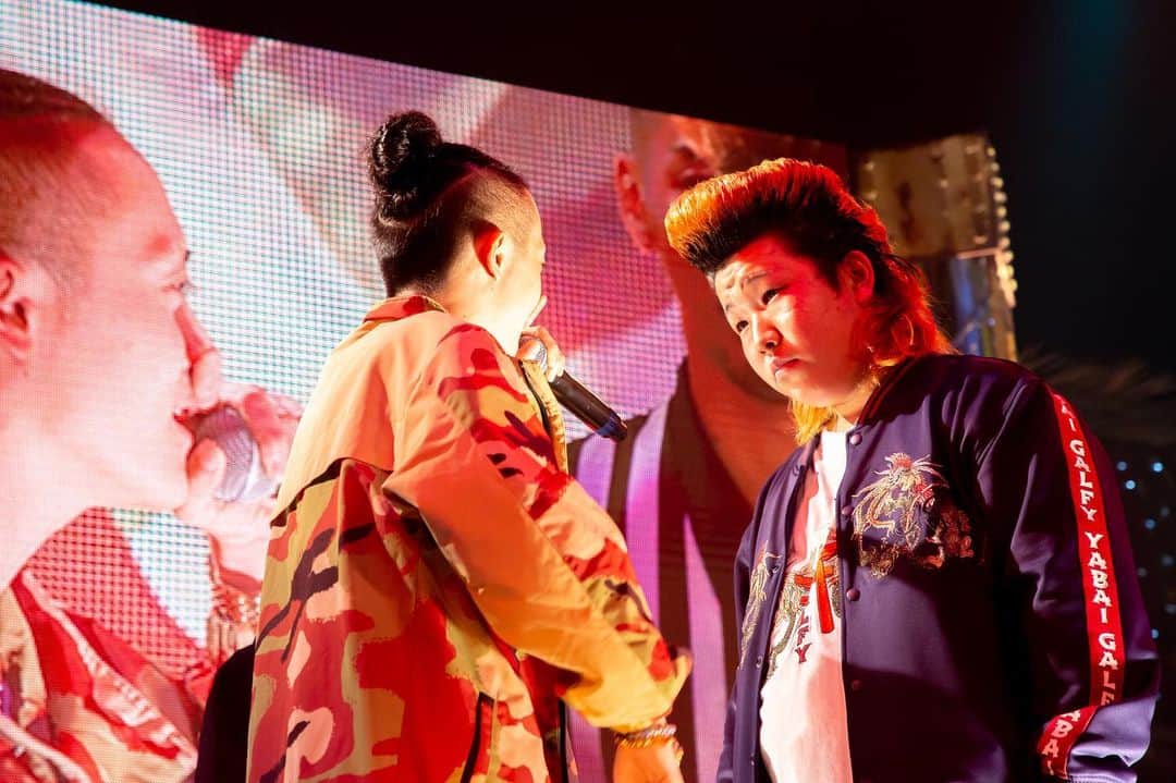 BSスカパー「BAZOOKA!!!」のインスタグラム：「【PHOTO GALLERY】  2019年8月12日放送 BAZOOKA!!!#263 『第16回高校生RAP選手権 令和元年スペシャルトーナメント』 画像：(c)BAZOOKA!!! #BAZOOKA  #スカパー  #BSスカパー」