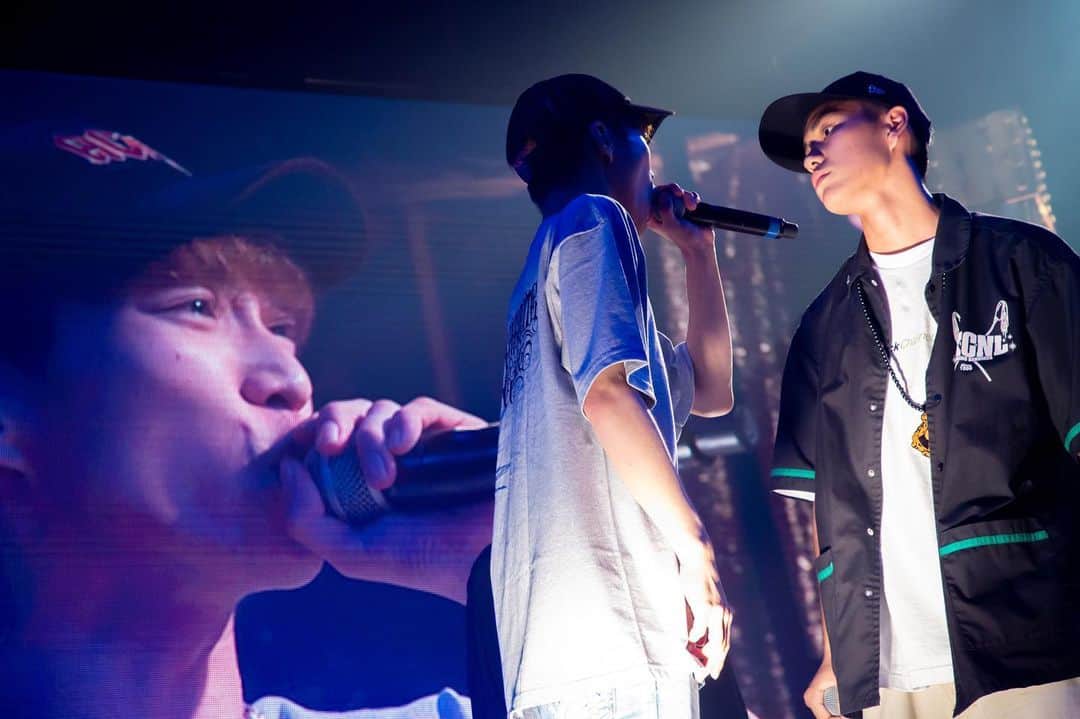 BSスカパー「BAZOOKA!!!」のインスタグラム：「【PHOTO GALLERY】  2019年8月12日放送 BAZOOKA!!!#263 『第16回高校生RAP選手権 令和元年スペシャルトーナメント』 画像：(c)BAZOOKA!!! #BAZOOKA  #スカパー  #BSスカパー」