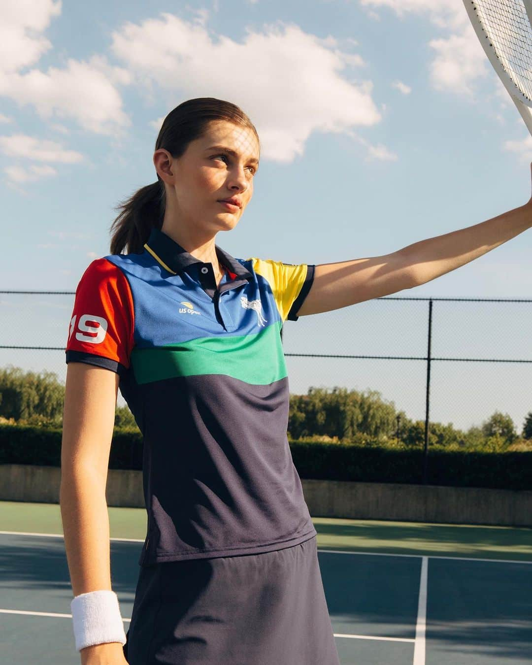 Polo Ralph Laurenさんのインスタグラム写真 - (Polo Ralph LaurenInstagram)「We asked. She delivered.  Actress, model and skilled tennis player #DianaSilvers shows us her moves just in time for the main draw of the @USOpen.  Explore all Diana Silver’s looks from the Polo US Open Collection via link in bio.  #PoloRalphLauren #USOpen」8月31日 1時02分 - poloralphlauren