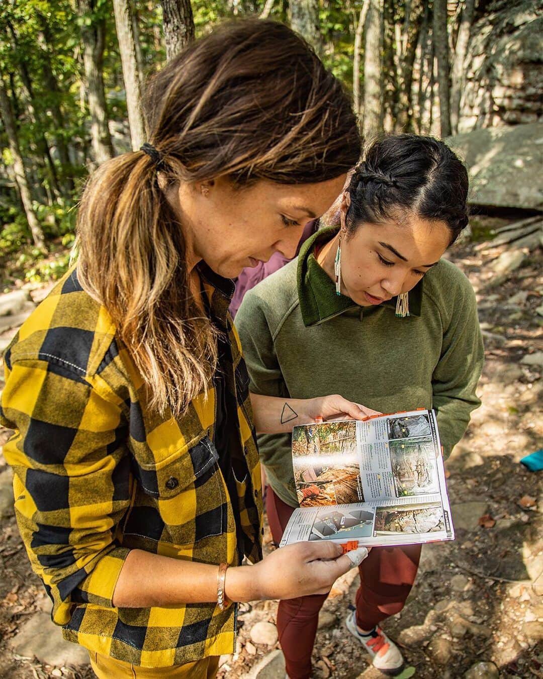 マウンテンハードウェアのインスタグラム：「There's no official guidebook to finding the ultimate outdoor kit, but mountainhardwear.com is a good start. Head to our Labor Day sale that starts today! (Link in bio.) 📷: @angelajpayne」
