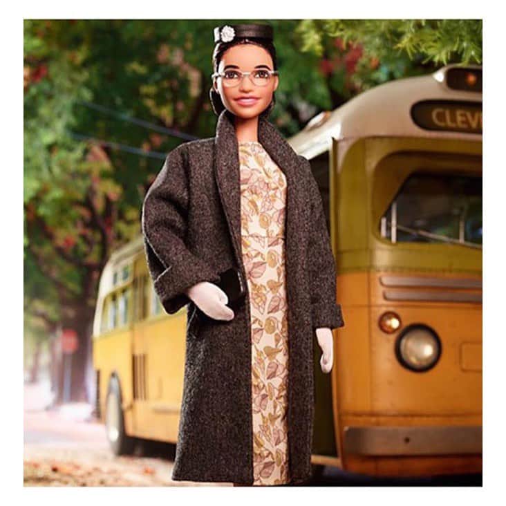 ジーン・トリプルホーンのインスタグラム：「Rosa Parks Barbie!!! Can’t help but ponder all the #inspiration and #aspiration that children will have by playing with a #Barbie made in the image of such a #trailblazer. Instead of little girls wanting to marry a “Ken, ” maybe this is a step towards girls aspiring to be change-makers on the global stage!!! Instead of girls wanting to be pretty, they will want to be fierce, intelligent and beautiful!!! #mattel #rosaparks #childen #feminism #civilrights #icon @mattel」