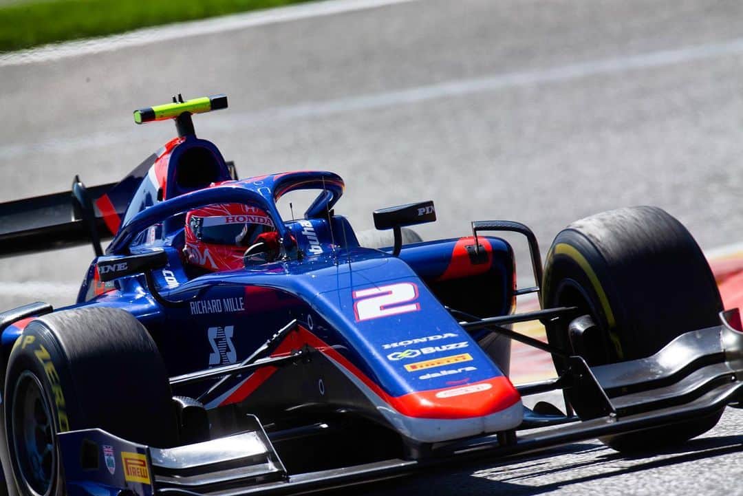 松下信治のインスタグラム：「P4 for tomorrow, thx to @carlinracing for strong car..😃 Now full attack for tomorrow race !!」