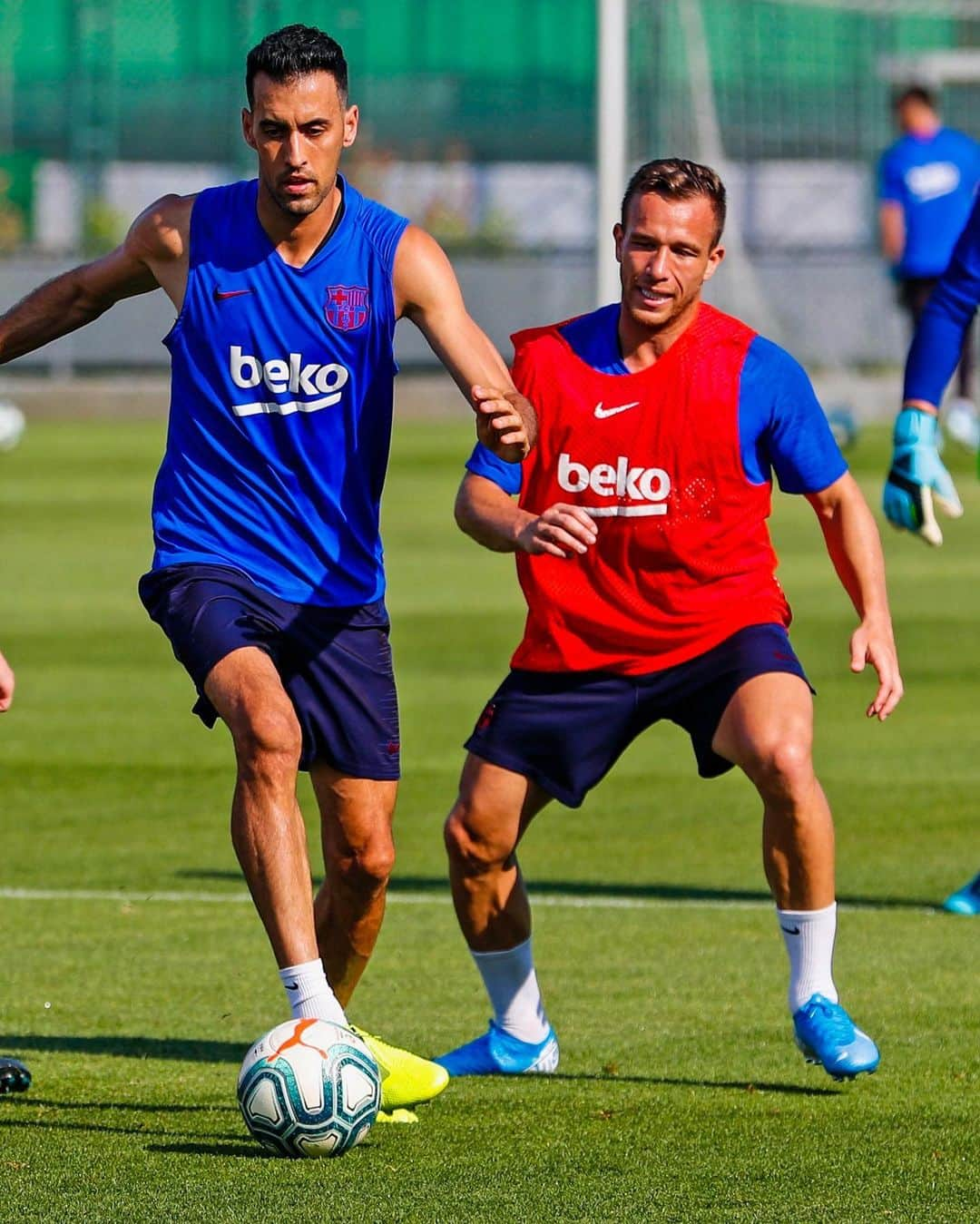 FCバルセロナさんのインスタグラム写真 - (FCバルセロナInstagram)「💪 Last training before Osasuna tomorrow ✅」8月31日 1時45分 - fcbarcelona