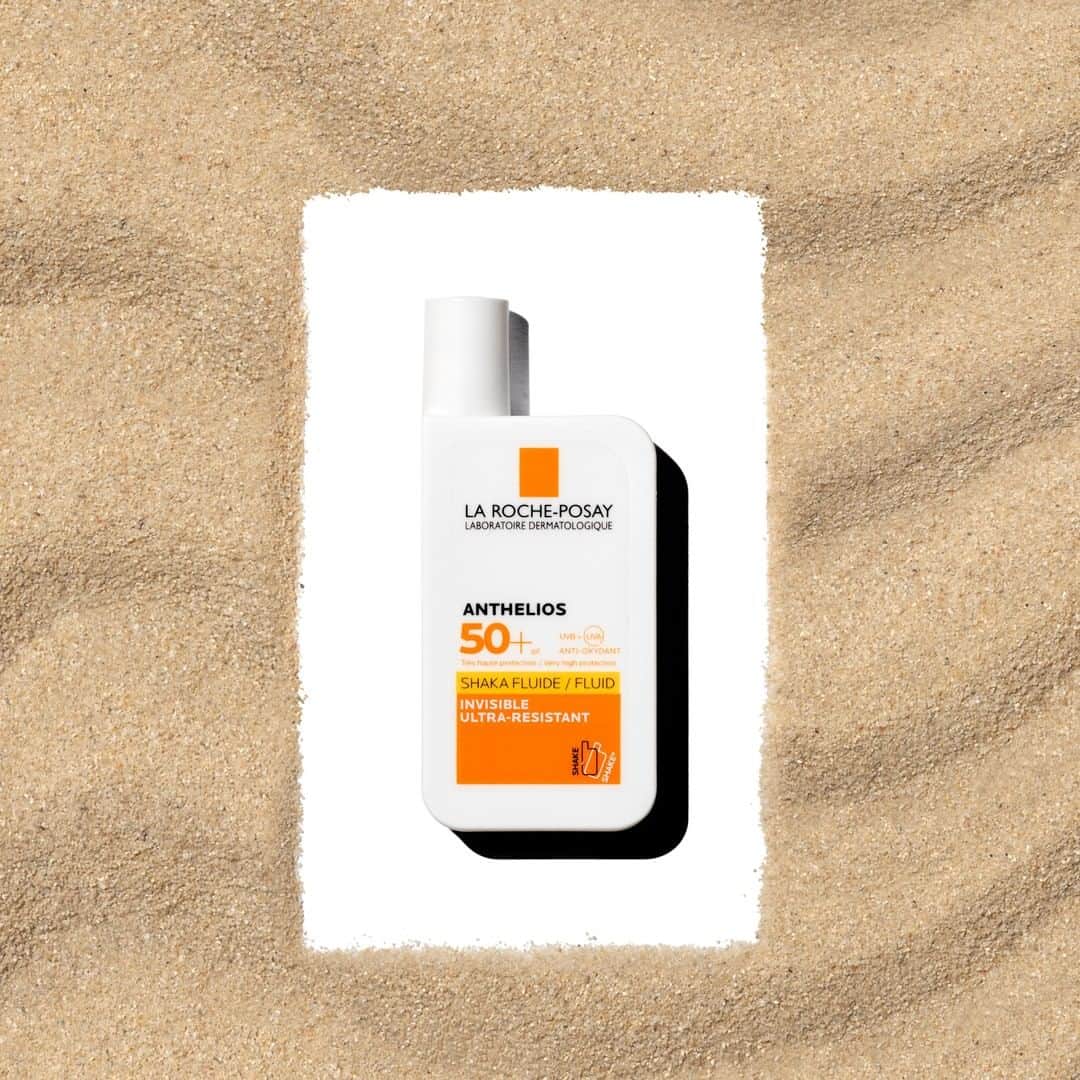 La Roche-Posayさんのインスタグラム写真 - (La Roche-PosayInstagram)「Water, sweat and SAND resistant. Yep, sand won’t stick to it thanks to our Intelligent polymer technology. You’re welcome.  All languages spoken here! Feel free to talk to us at any time.  #larocheposay #anthelios #skinprotection #shakeprotectrepeat」8月31日 1時59分 - larocheposay
