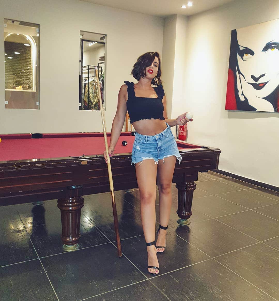 ジョージア・メイ・フットのインスタグラム：「Always Ready To Play 😇😈 @minospalace_hotel_and_suites」