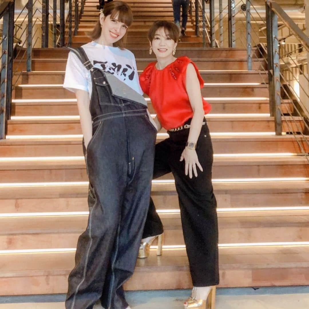 IVANさんのインスタグラム写真 - (IVANInstagram)「* 👖👖👖💙❤️ talk talk & talk with @akoakotanaka 💕💕 @edwin_japan  私たちの『EDWIN』のジーンズにかける想いと誇りをもっと知ってほしい。 をテーマに20歳の頃からお世話になってる大好きな大好きな尊敬するNumero 編集長の 田中杏子ねーちゃまとMC無しで1時間ぶっ通しで実のあるお話をさせて頂きました♡ 己の流儀、ジーンズやファッションの奥深さ、ジェンダーや学の意味など本当に素敵なトークセッション。。 聞いてくださった皆様、EDWINスタッフさん、あこにゃん💕に感謝です♡ ありがとうございました❤️ @edwin_japan は 日本の誇りです。 #EDWIN#EDWINjapan#jeans#fashion#love#thankyou #トークセッション #あこにゃん #リスペクト #こんな大人になりたい♡ #憧れの女性像 #エドゥイン♡」8月30日 18時51分 - fresanaca