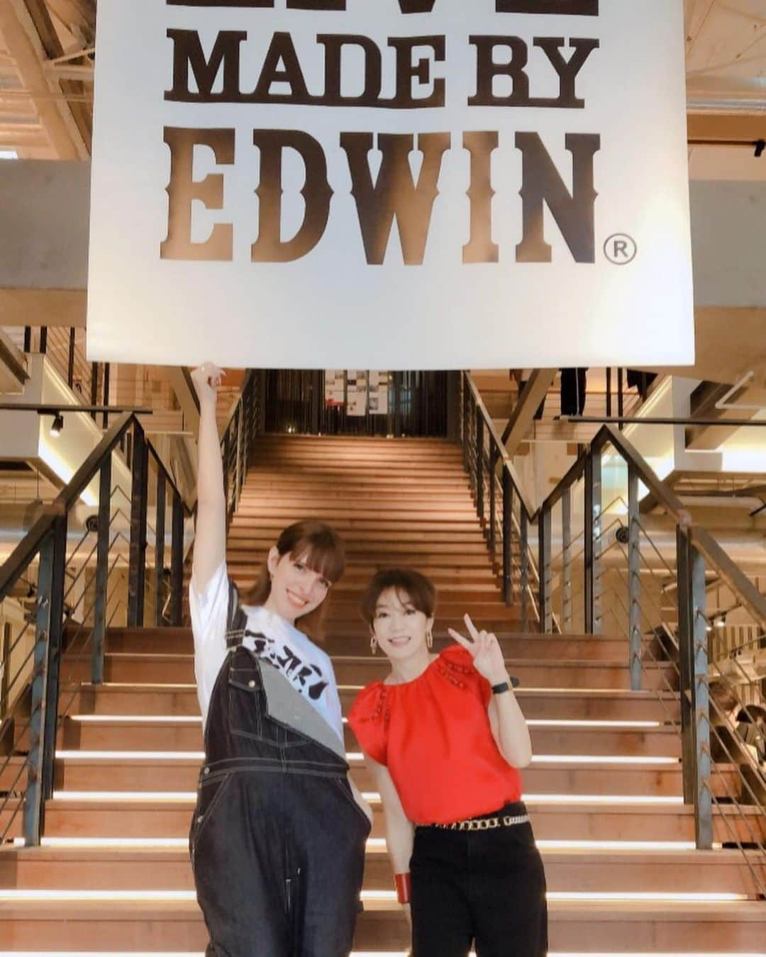 田中杏子さんのインスタグラム写真 - (田中杏子Instagram)「THE LIVE MADE BY EDWINにて、 楽しいトークショーでした。 あいばん、今度はじっくり取材させてね〜💕💕💕💕🙏🙏🙏😊😊😊😊😊😊 #あいばん #akotanaka #edwin  #thelivemadebyedwin」8月30日 19時06分 - akoakotanaka