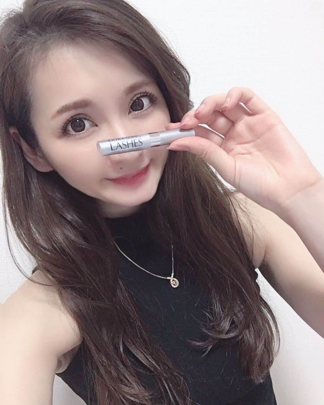 藤後 沙織 とうごさおりさんのインスタグラム写真 - (藤後 沙織 とうごさおりInstagram)「自まつ毛派だから、まつげ美容液が必須☻ 今使ってるのは、@extra_longlashes のエクストラロングラッシュ✨ 薄毛率の高いポーランド発のまつげまゆげの育毛美容液だから、本気な感じするよね。 店舗では購入できず、WEBのみで購入できるよ。 まつエク中でも使えるみたいなので、まつエクの方もぜひ(●´৺`●) ・ #エクストラロングラッシュ #ポーランド発 #育毛美容液 #youup #ユーアップ #PR」8月30日 19時01分 - saori_togo