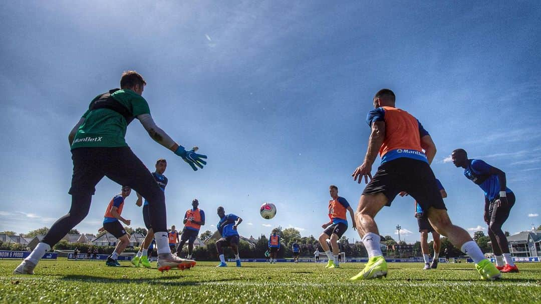 ガリー・ケーヒルさんのインスタグラム写真 - (ガリー・ケーヒルInstagram)「All set 🦅 #cpfc #nikefootball #phantomvsn」8月30日 19時03分 - garyjcahill