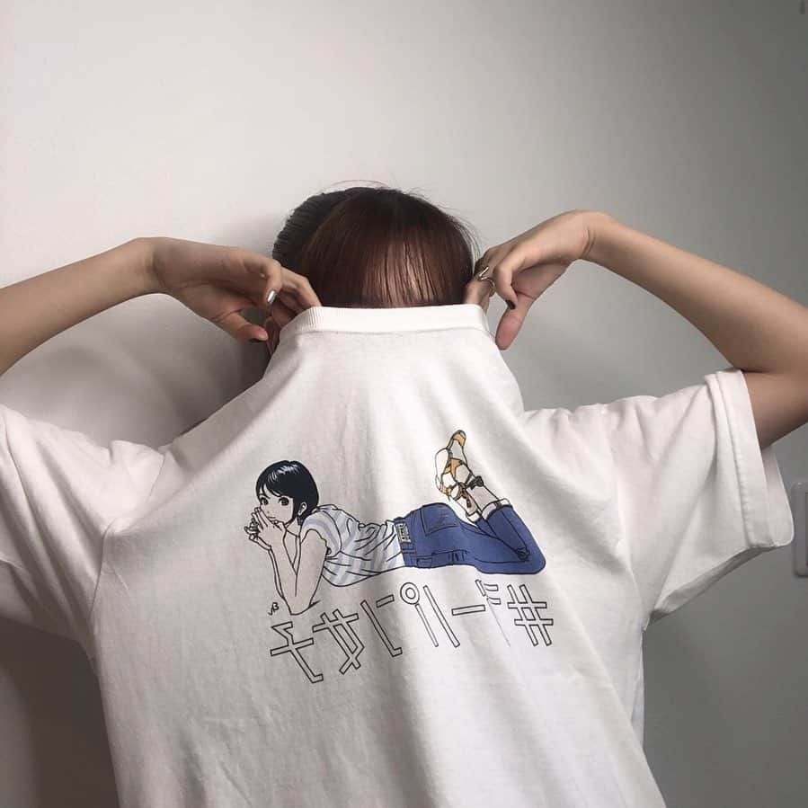 市野莉佳さんのインスタグラム写真 - (市野莉佳Instagram)「. ジーパン女子Tシャツ めちゃかわいくて〜〜 #ジーパン女子」8月30日 19時13分 - ichirika_62