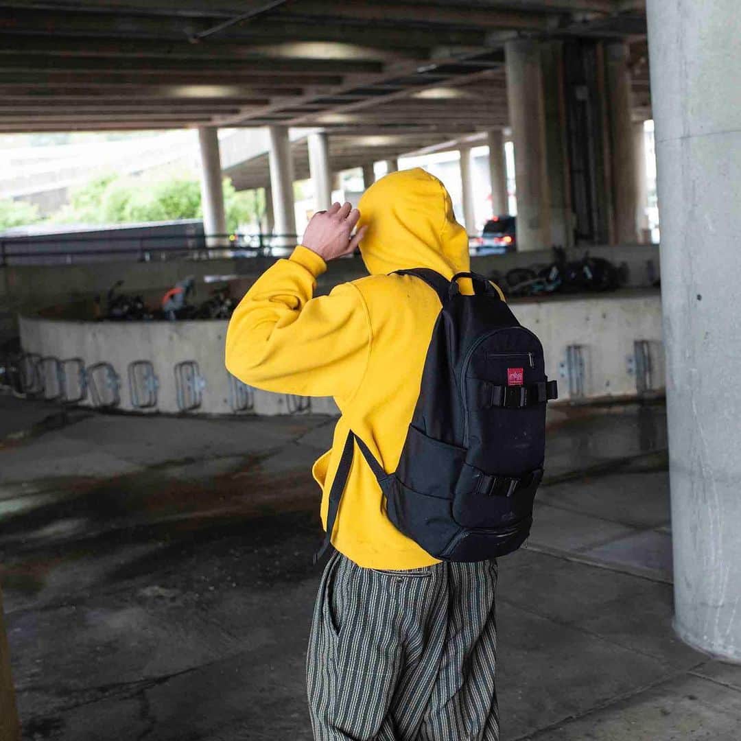 のインスタグラム：「【McCarren Skateboard Backpack Ver.2】 . 2019.09.07 (Sat) On Sale . #manhattanportage #newyorktough #NY #NYC #newyork #bigapple #manhattan #usa #messenger #bag #messengerbag #backpack #crossbodybag #sacoche #minibag #camera #camerabag #photography」