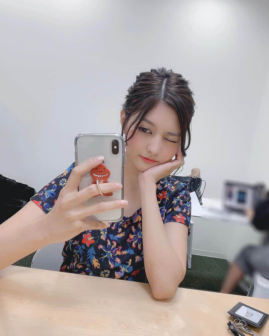 のインスタグラム：「本日AbemaTVにて20:30〜23:30ミッドナイト競輪生放送です☺️❤️﻿ ﻿ 前回当てられなかったので今日は頑張る…！﻿ コメントいっぱいしてね🙋‍♀️﻿ ﻿ 通知予約もお願いします！﻿ https://gxyt4.app.goo.gl/t8rVa﻿ _﻿ _﻿ _﻿ #abematv #ミッドナイト競輪 #競輪 #生放送 #林ゆめ」